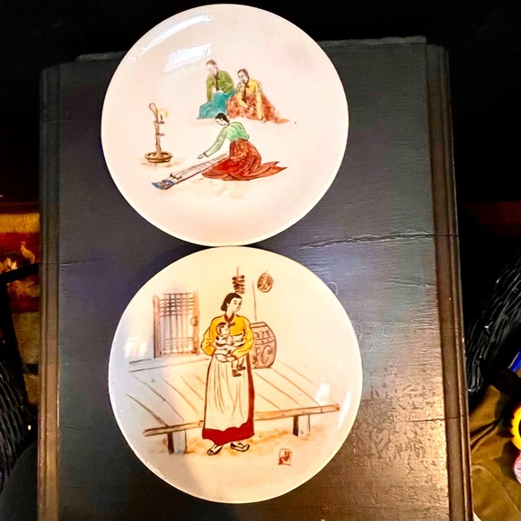 Korean Art Vintage Ironstone Hand Painted Korean Plates Signed